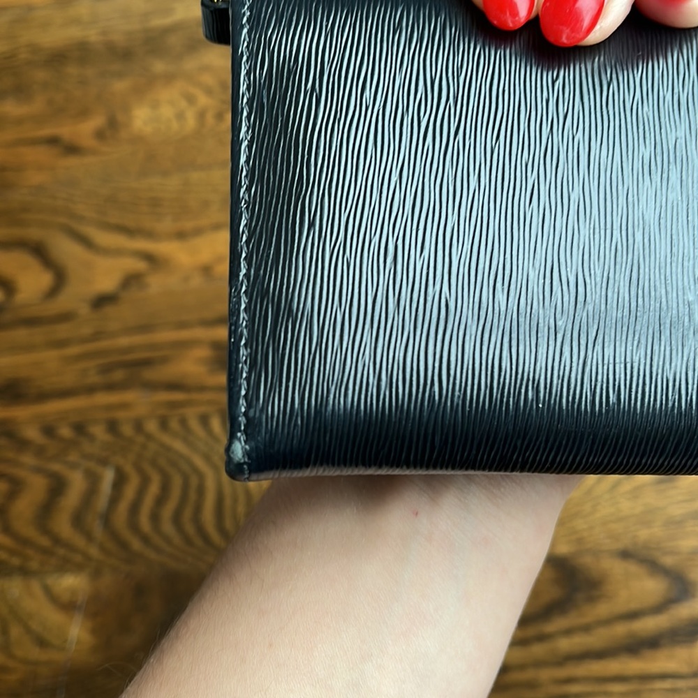 Prada Saffiano Leather WOC - Picture 6 of 11